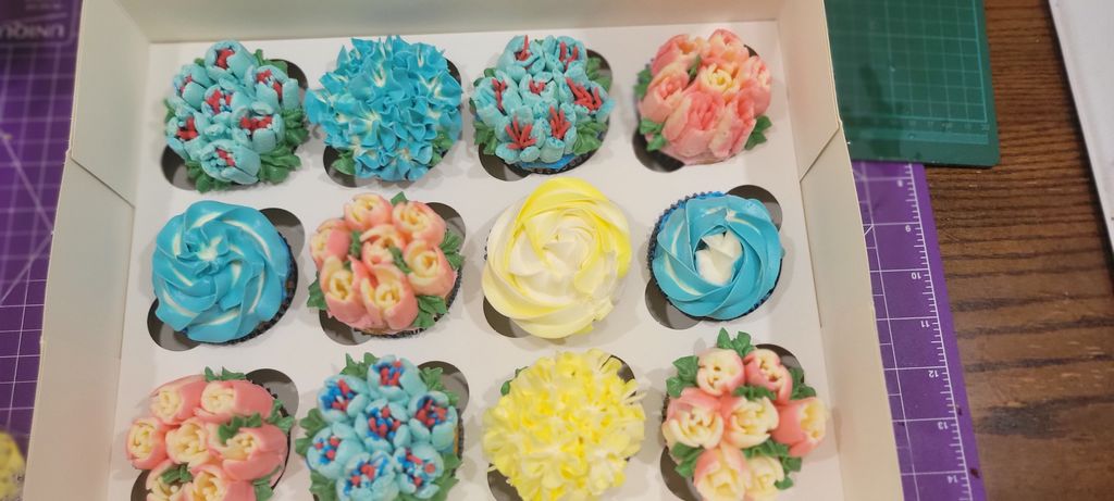 Cupcake Flowers- Blue