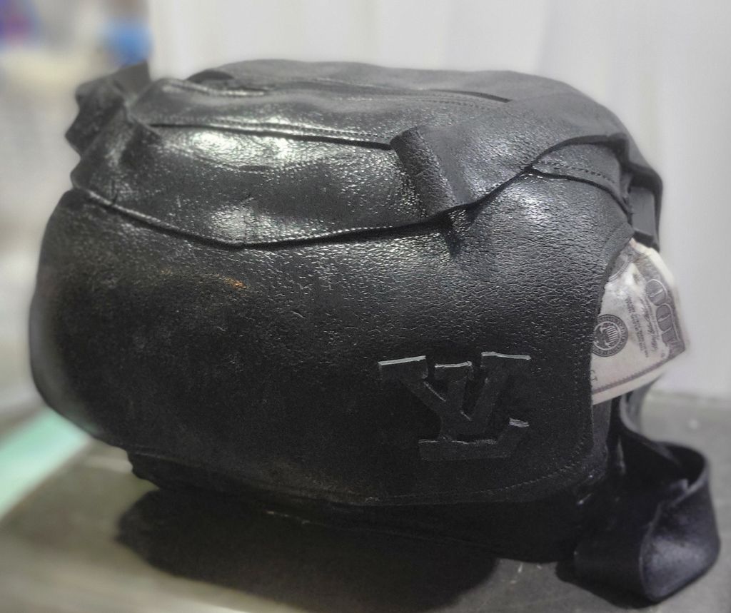 Louis Vuitton Money Bag Cake