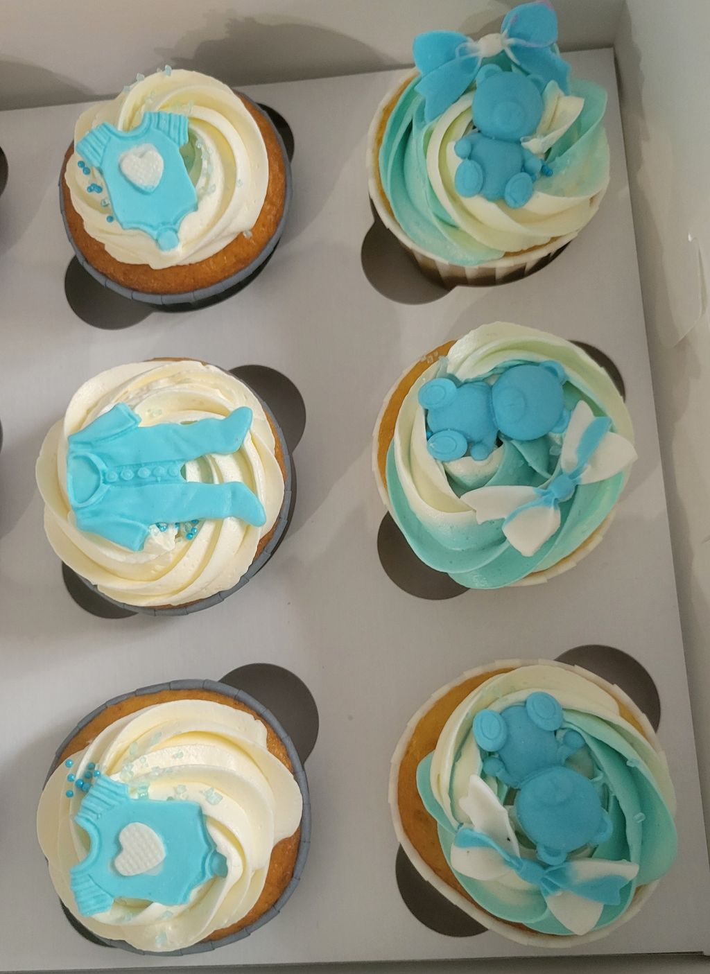 It's a Boy! Baby Shower Cupcakes