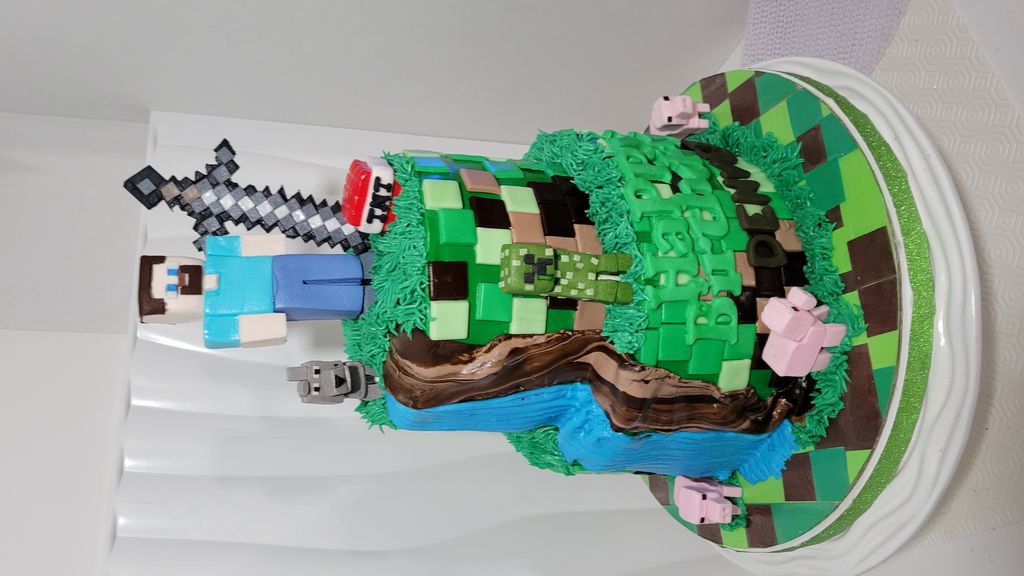 Minecraft Birthday Cake