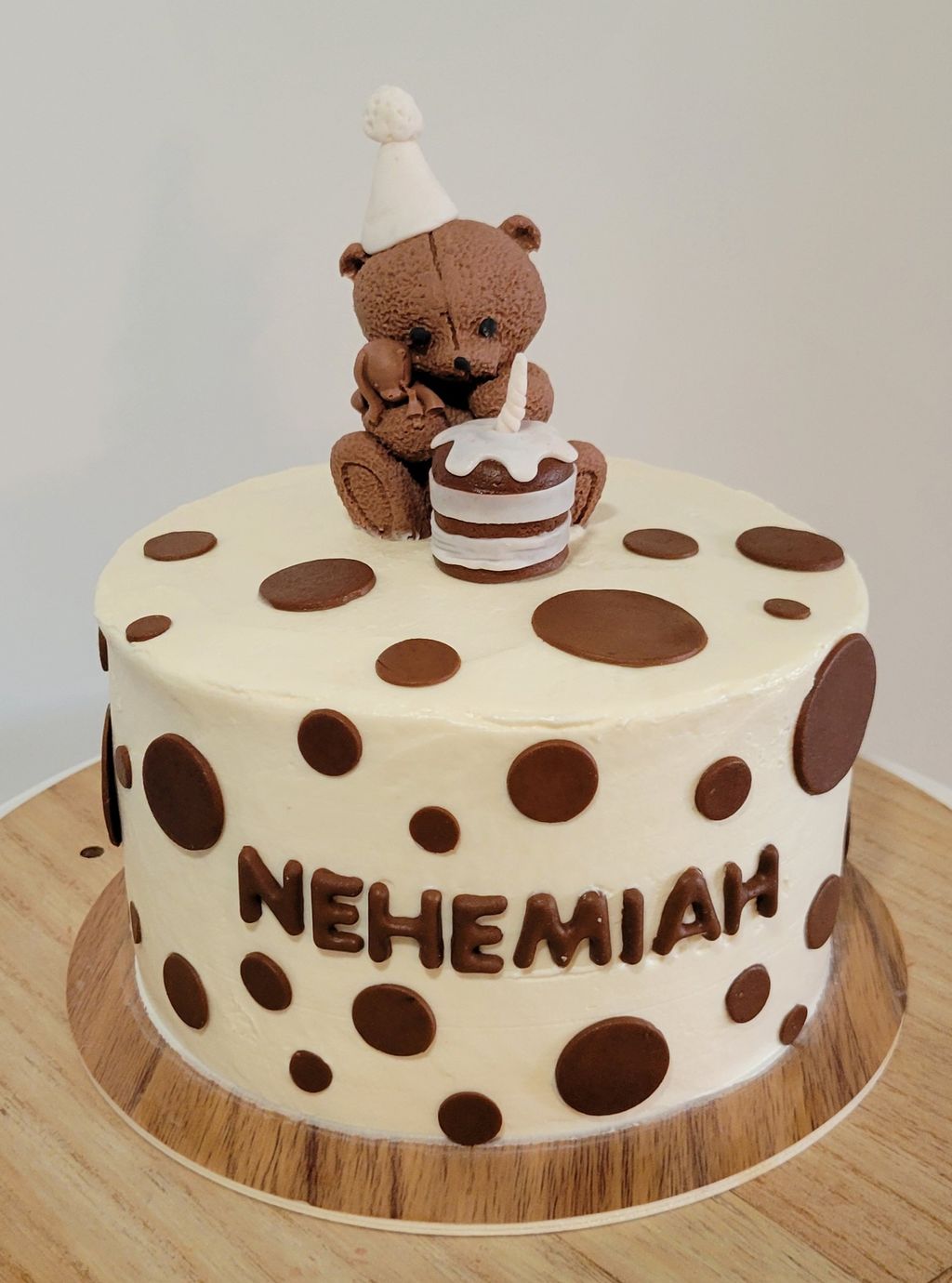 Brown Bear - 1st Birthday cake