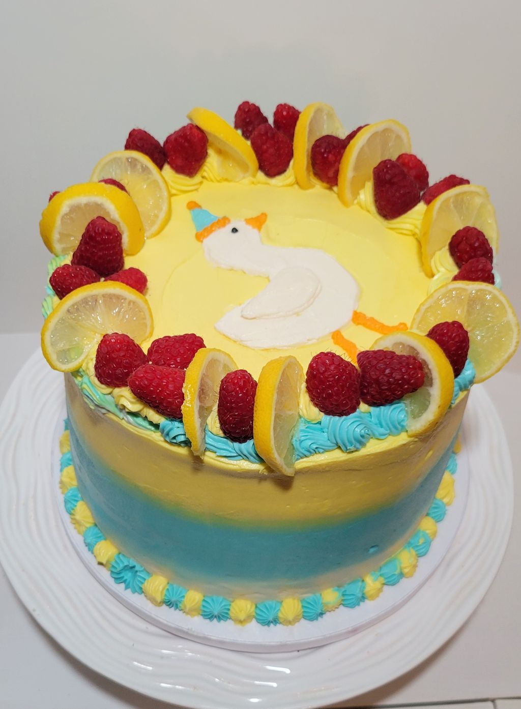 Lemon and Raspberry Cake