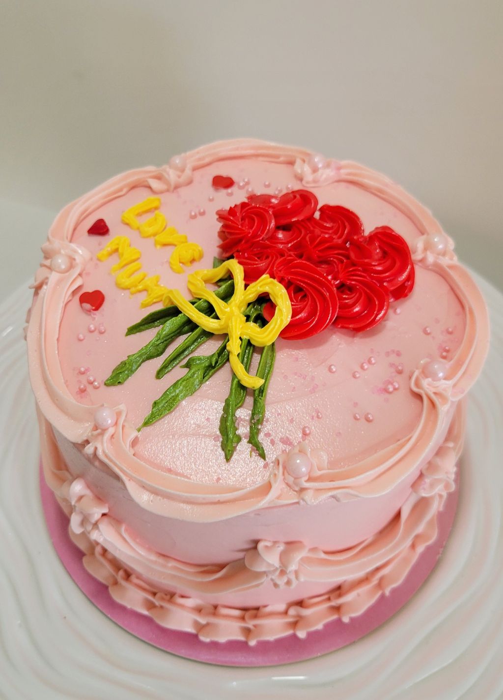 Love Mum Vintage Heart Cake