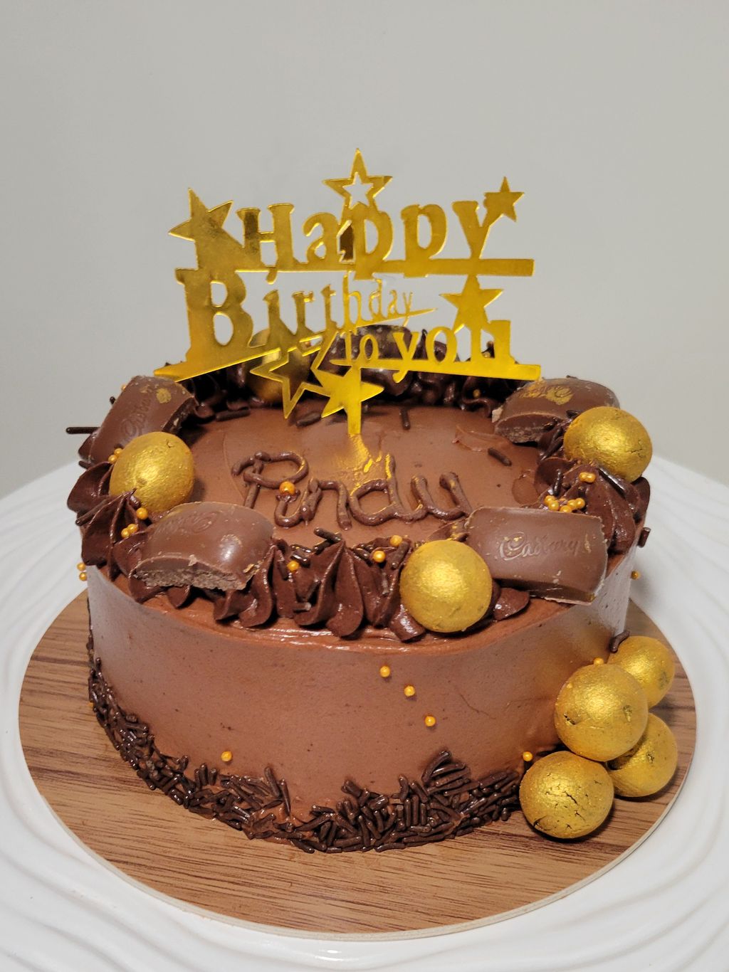 Golden Chocolate Indulgence Cake