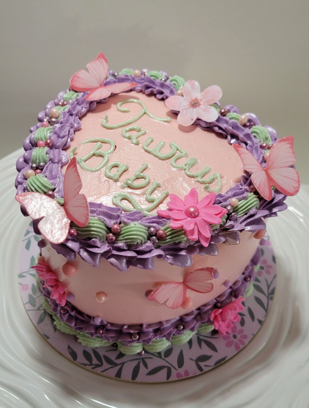 Pretty in Pink Vintage Ribbon Heart Cake