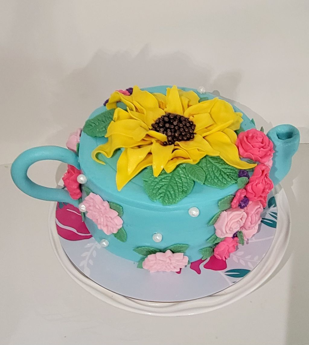 Sunflower Teacup Bloom
