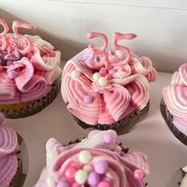 Chic Pink Swirl Cupcakes