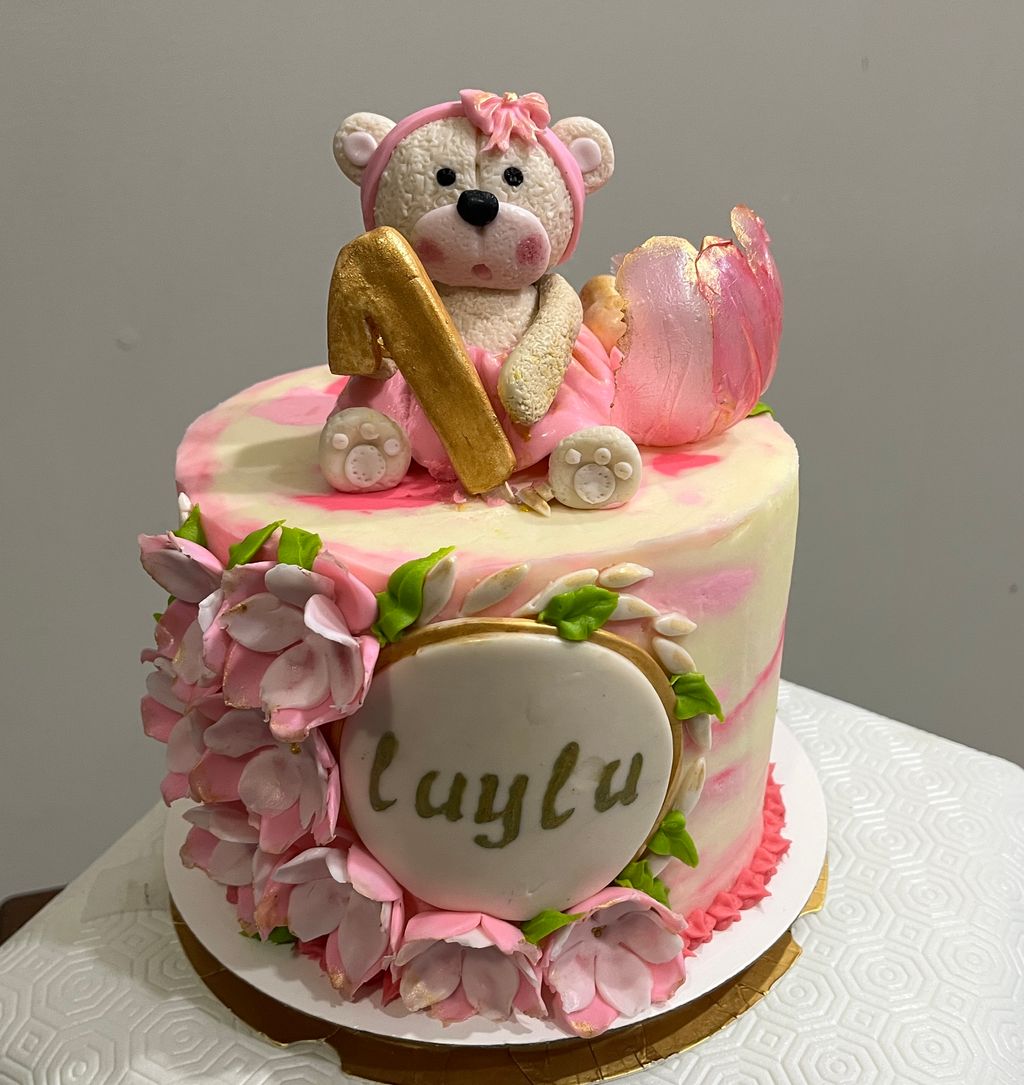 1st Birthday Teddy Bear Cake
