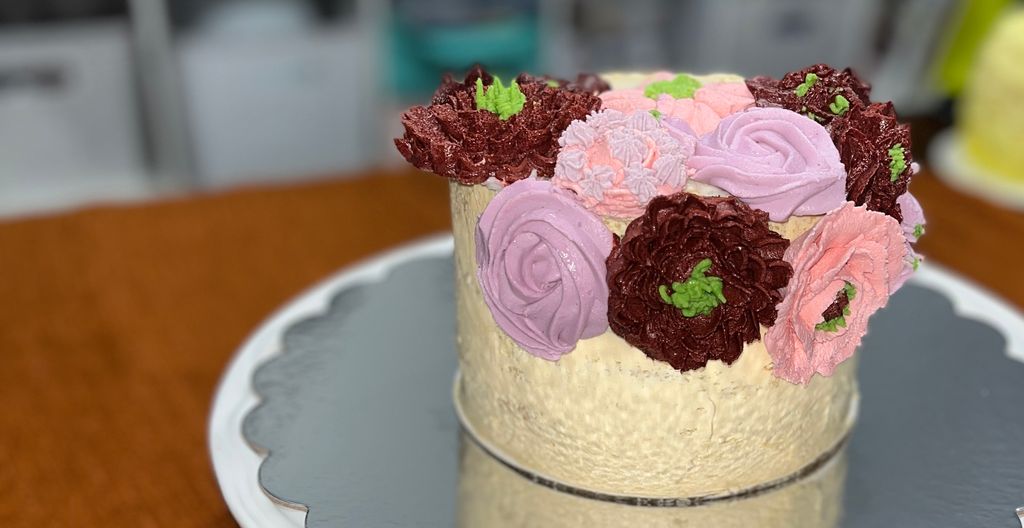 Flower Design White Cake