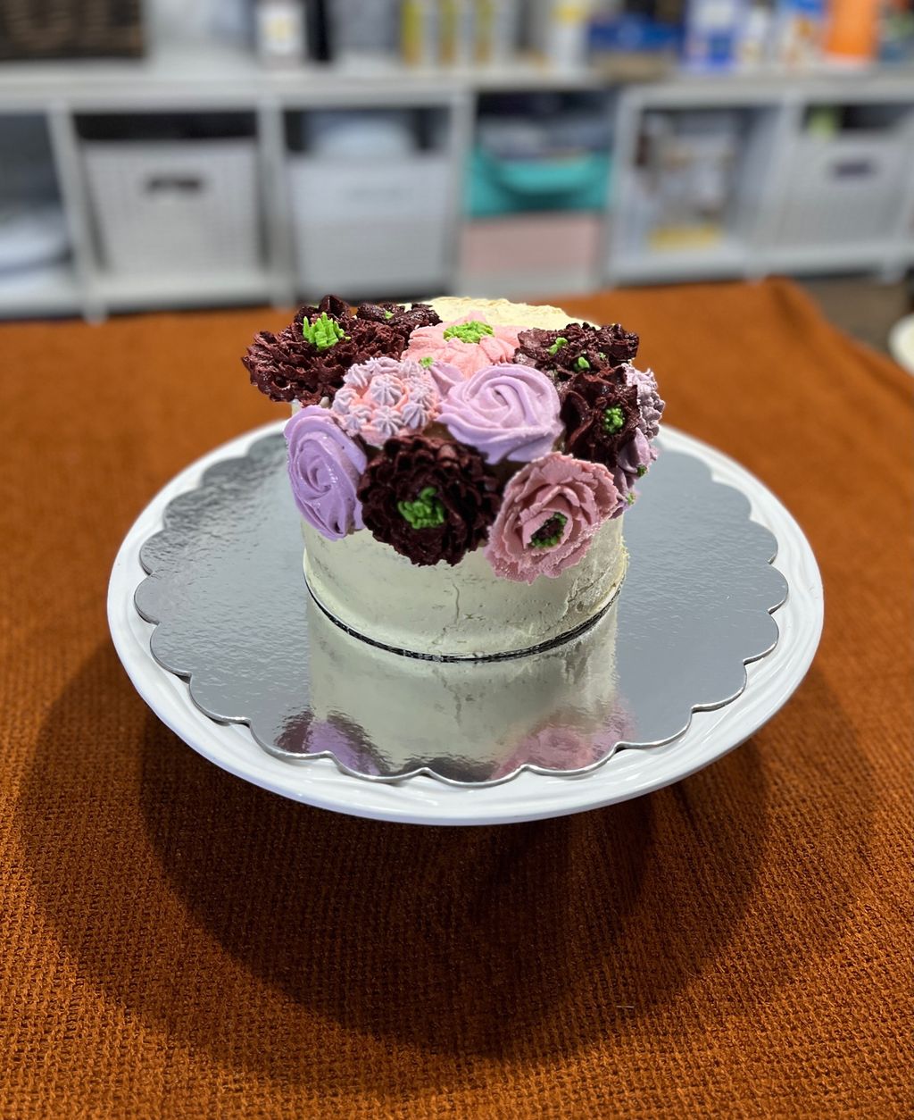 Flower Design White Cake