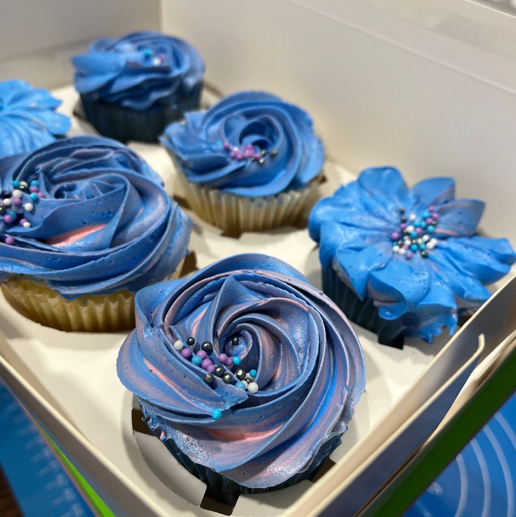 Blue & Pink Twirl Cupcakes