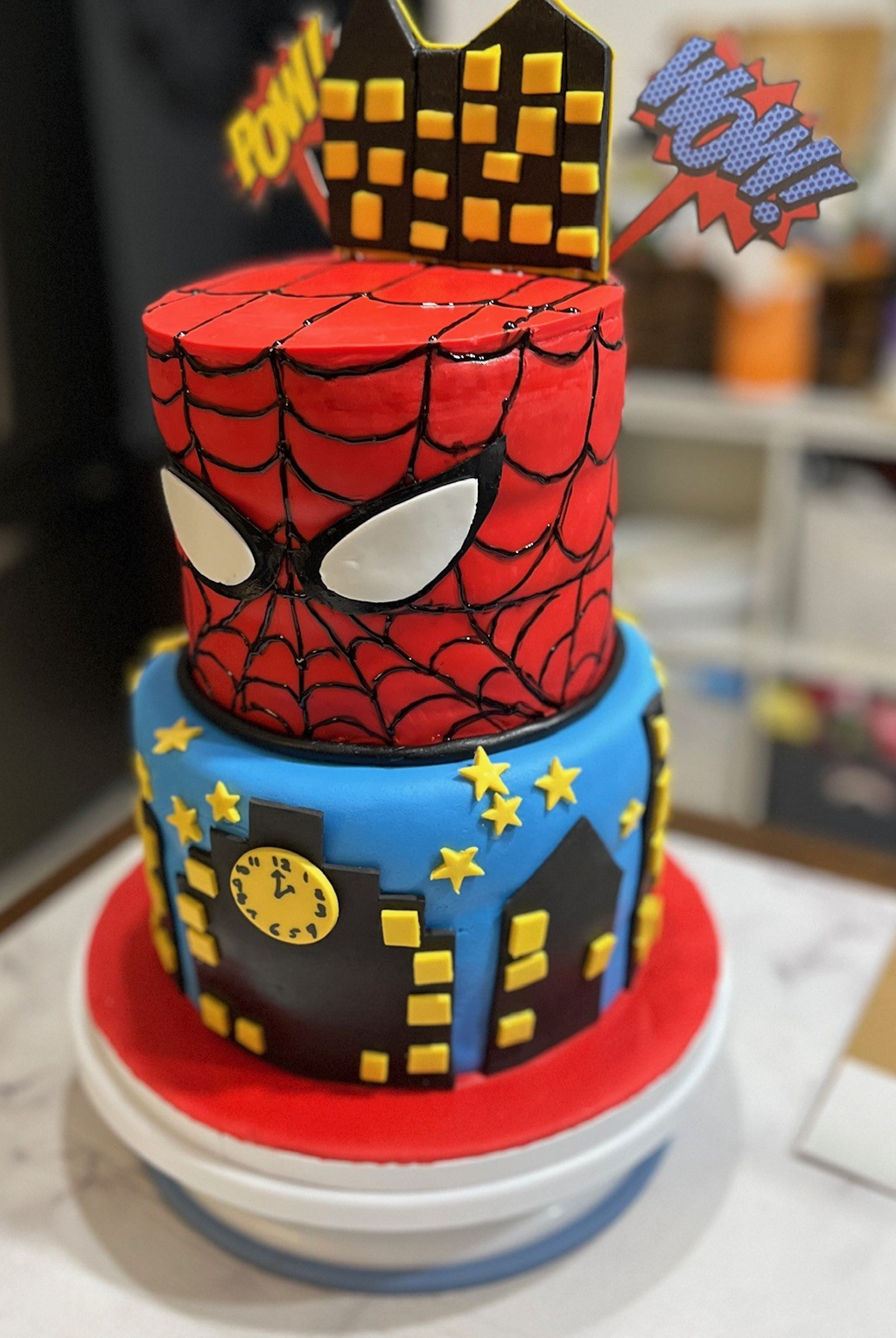 Superhero Spiderman Pow! Wow!